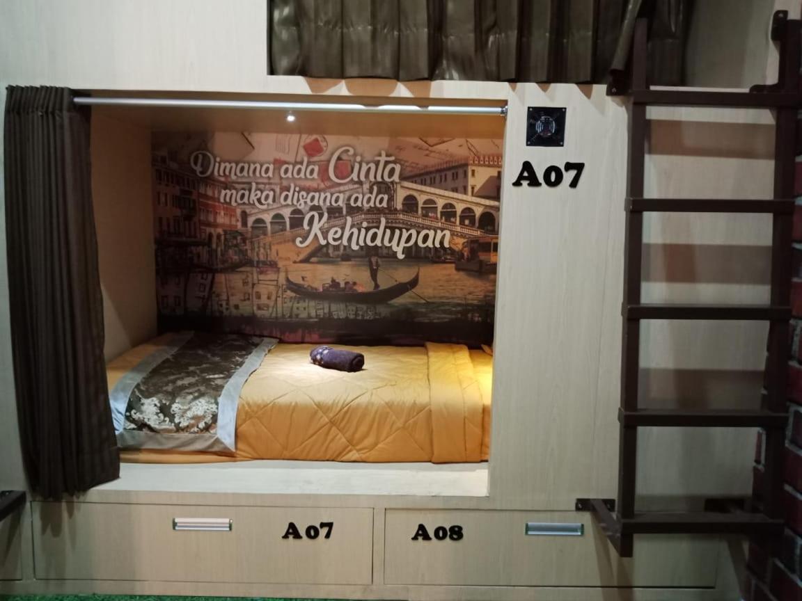 Malang City Boulevard Homestay Exterior foto