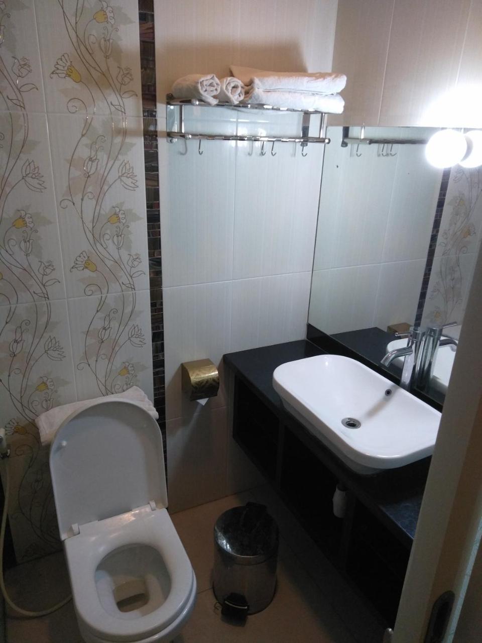 Malang City Boulevard Homestay Exterior foto